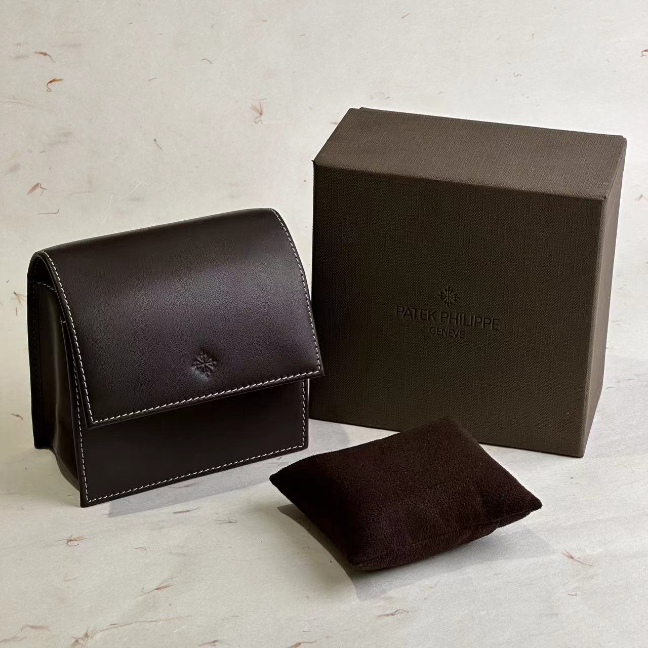 Patek Philippe Dark Brown Leather Watch Case For Travel | Luxury Storage Box