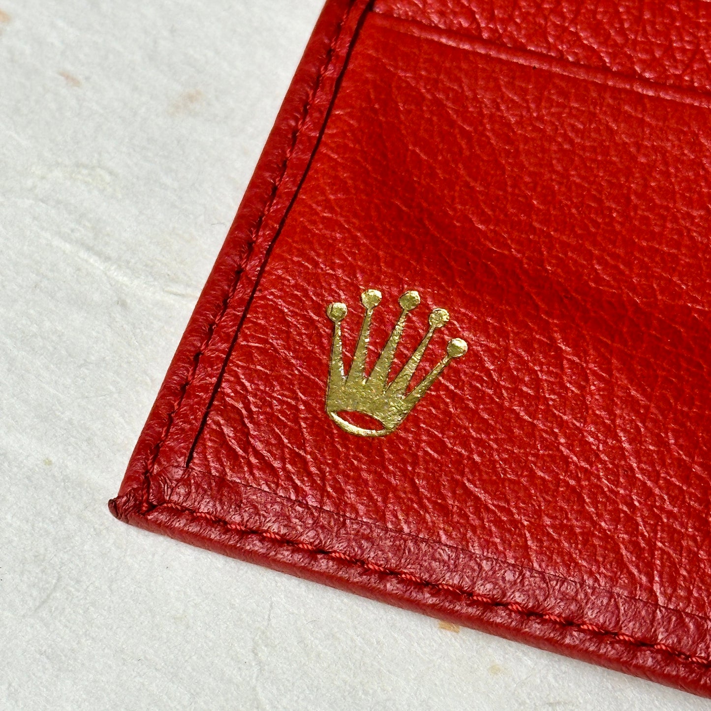 Vintage Rolex Red Leather Bi-Fold Wallet For Card Holder (1999) | Montres Rolex Luxe Collection