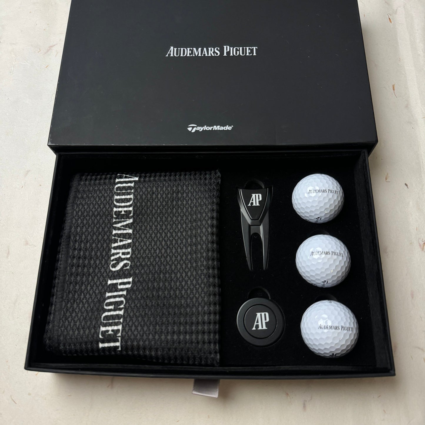 Audemars Piguet X Taylormade Limited Edition Golf Set For Golf Enthusiasts | Luxury Golf Accessories