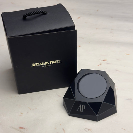 Ap Octagonal Wireless Charger For Audemars Piguet Royal Oak | Elegant Charging Solution