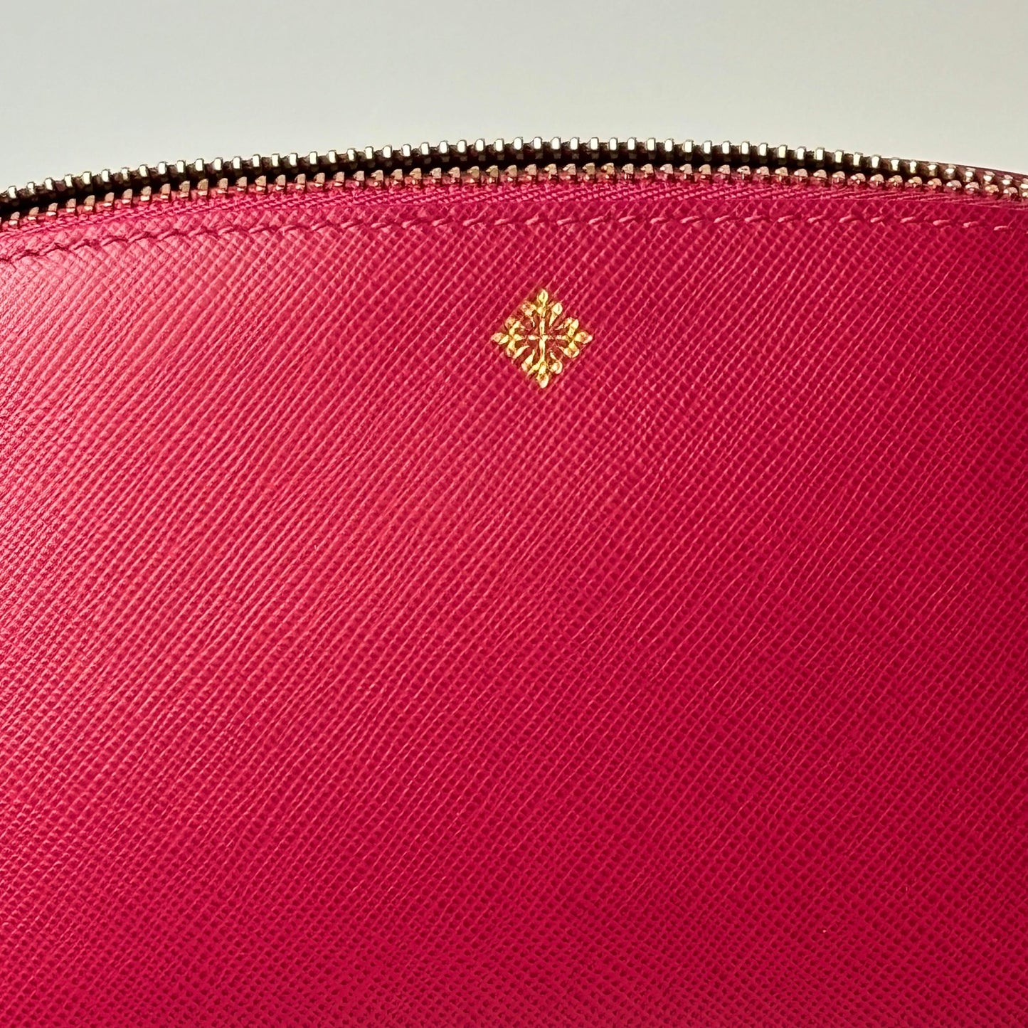 Patek Philippe Fuchsia Leather Toiletry Bag For Travel | Italian Luxury