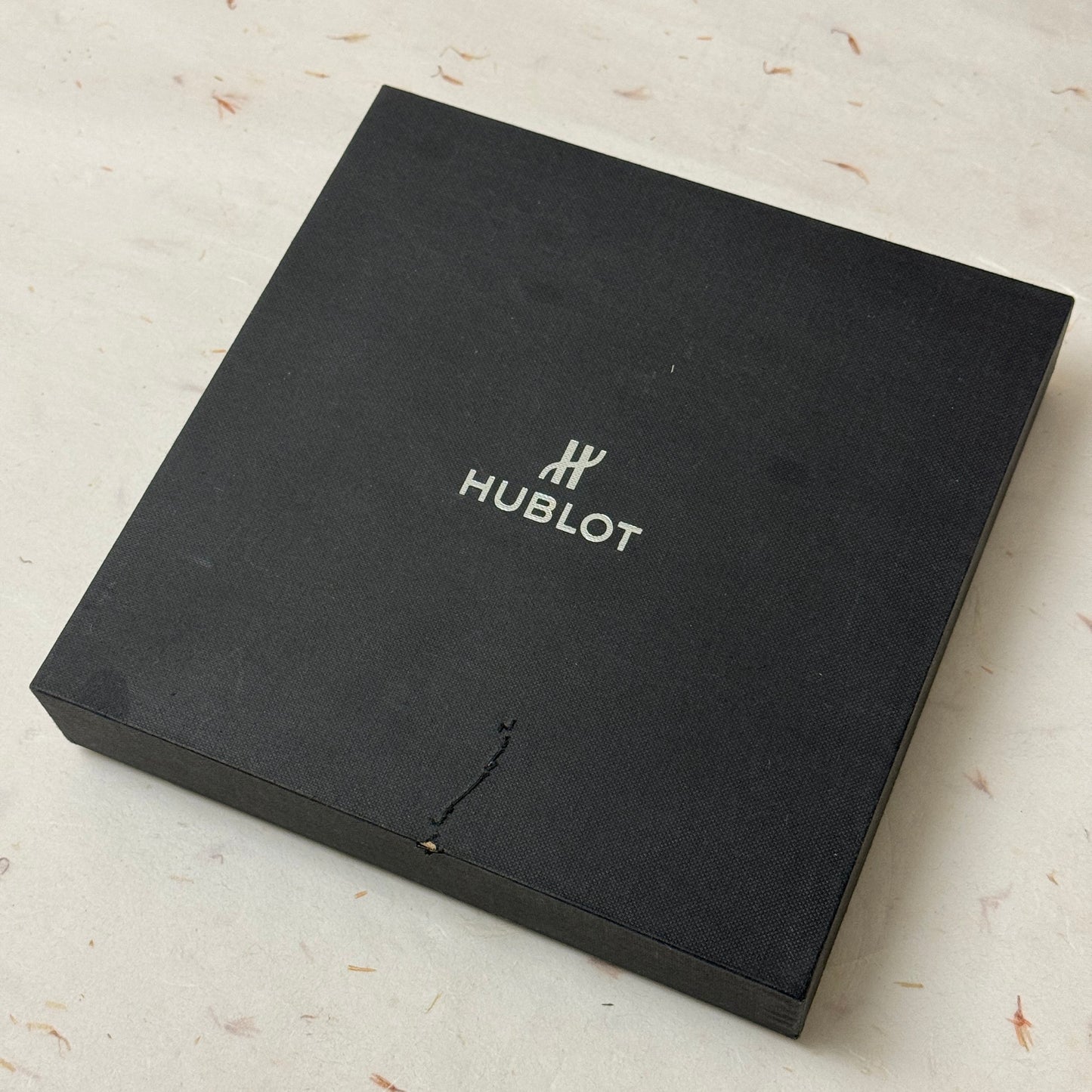 Hublot King Power Arturo Fuente Ashtray - Carbon Accents For Cigar Enthusiasts | Vip Design